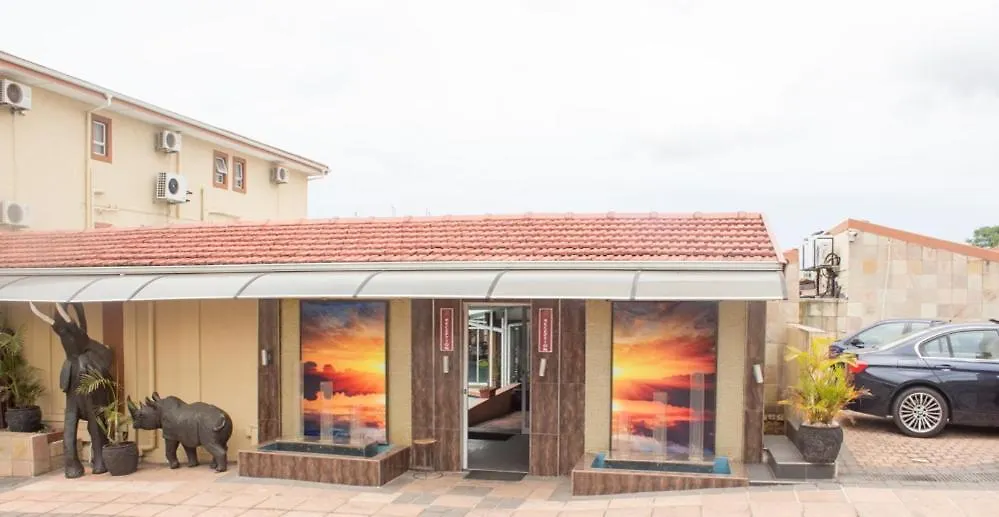 Mcdonalds Boutique Hotel-1